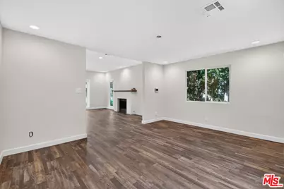 816 N Mansfield Ave, Los Angeles, CA 90038 - Photo 36