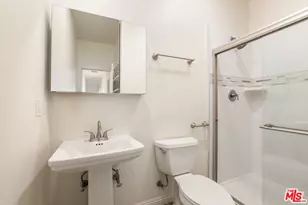 351 N Spaulding Ave, Los Angeles, CA 90036 - Photo 8