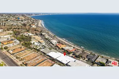 18203 Coastline Dr #2, Malibu, CA 90265 - Photo 22