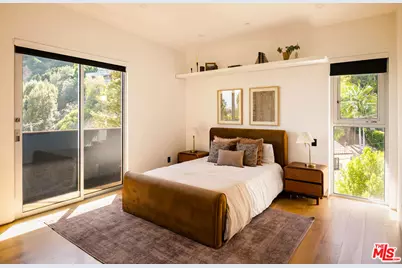 1700 Queens Ct, Los Angeles, CA 90069 - Photo 36
