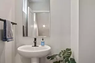 716 Sienna Way, Inglewood, CA 90301 - Photo 14