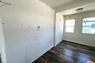 433 W 94th St, Los Angeles, CA 90003 - Photo 18