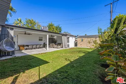 9137 Bartee Ave, Arleta, CA 91331 - Photo 38