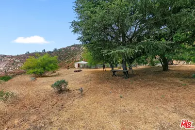 1301 Via Taz, Malibu, CA 90265 - Photo 10