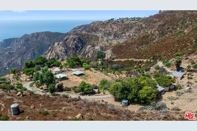 1301 Via Taz, Malibu, CA 90265 - Photo 2