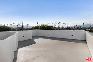 2494 W Shenyad Ct, Los Angeles, CA 90065 - Photo 16