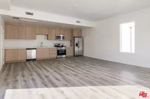 2494 W Shenyad Ct, Los Angeles, CA 90065 - Photo 4