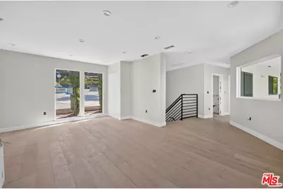 3950 Franklin Ave, Los Angeles, CA 90027 - Photo 6