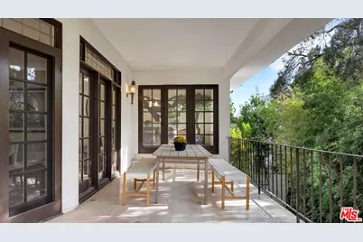 1163 Angelo Dr, Beverly Hills, CA 90210 - Photo 10