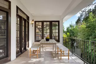 1163 Angelo Dr, Beverly Hills, CA 90210 - Photo 10