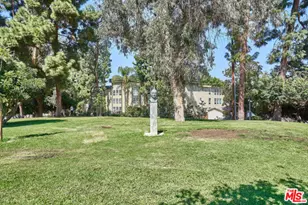 859 S Lucerne Blvd, Los Angeles, CA 90005 - Photo 46
