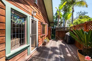 454 E Rustic Rd, Santa Monica, CA 90402 - Photo 8