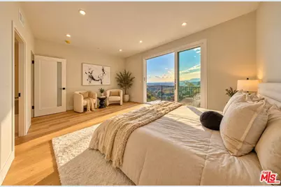 3009 Amethyst St, Los Angeles, CA 90032 - Photo 12