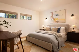 1807 Cochran Pl., Los Angeles, CA 90019 - Photo 12