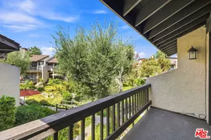 21801 Burbank Blvd, Los Angeles, CA 91367 - Photo 28