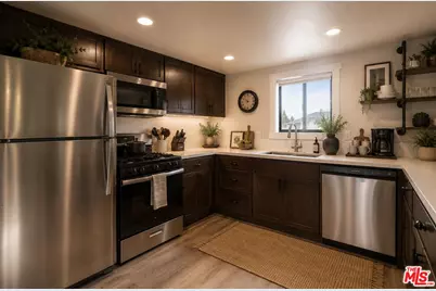 136 E Mountain View Blvd, Big Bear City, CA 92314 - Photo 4