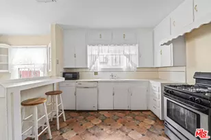 2059 W 78th St, Los Angeles, CA 90047 - Photo 26