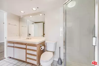 10629 Woodbridge St #311, Toluca Lake, CA 91602 - Photo 10