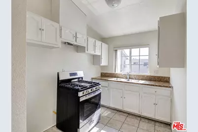 4841 W 18th St #4, Los Angeles, CA 90019 - Photo 10
