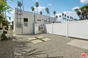 5214 Cimarron St, Los Angeles, CA 90062 - Photo 30