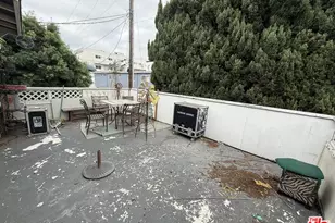 1455 Barry Ave, Los Angeles, CA 90025 - Photo 32