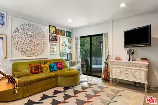 7301 Pacific View Dr, Los Angeles, CA 90068 - Photo 28