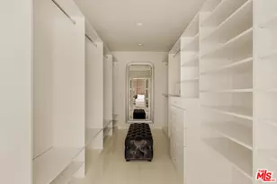 7377 Pyramid Pl, Los Angeles, CA 90046 - Photo 14