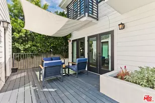 1015 S Tremaine Ave, Los Angeles, CA 90019 - Photo 42
