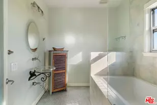 1642 Elevado St, Los Angeles, CA 90026 - Photo 18