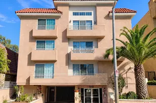 810 S Lucerne Blvd, Los Angeles, CA 90005 - Photo 1