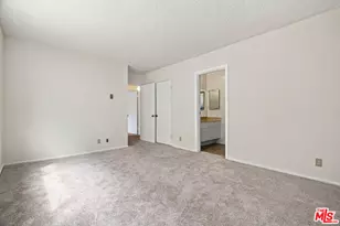 1045 S Bedford St, Los Angeles, CA 90035 - Photo 16