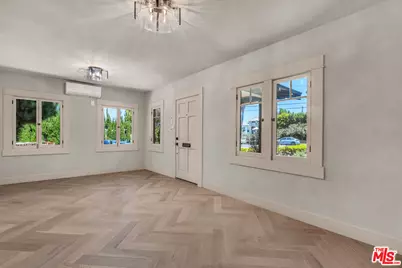 215 Newland St, Los Angeles, CA 90042 - Photo 6