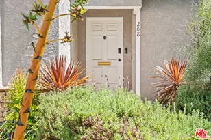 208 N Bowling Green Way, Los Angeles, CA 90049 - Photo 2