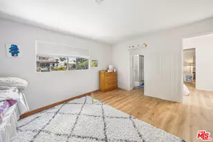 208 N Bowling Green Way, Los Angeles, CA 90049 - Photo 16