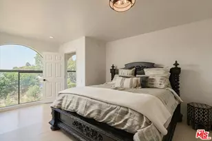 2299 Gloaming Way, Beverly Hills, CA 90210 - Photo 42