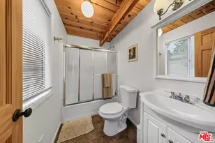 691 Santa Barbara Ave, Sugarloaf, CA 92386 - Photo 32