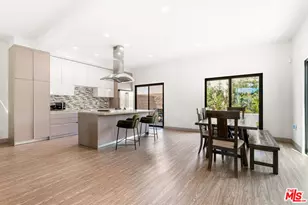 18723 Redwing St, Tarzana, CA 91356 - Photo 8