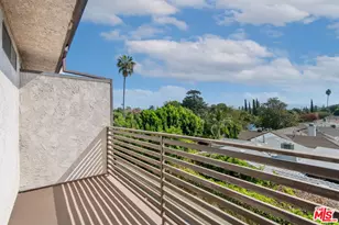6420 Hazeltine Ave, Los Angeles, CA 91401 - Photo 12