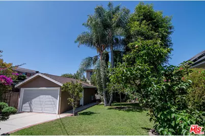 895 S Bronson Ave, Los Angeles, CA 90005 - Photo 28