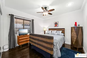 13435 Erwin St, Los Angeles, CA 91401 - Photo 20