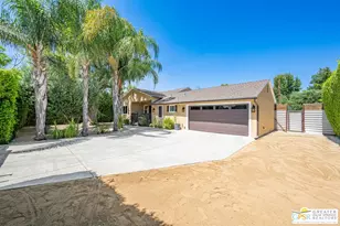 13435 Erwin St, Los Angeles, CA 91401 - Photo 2