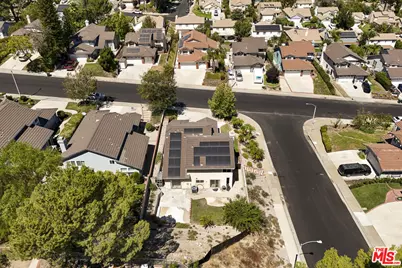 28602 Heather Ln, Castaic, CA 91384 - Photo 32