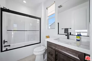 11728 Canoga Ave, Chatsworth, CA 91311 - Photo 34