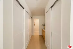 848 N Kings Rd, West Hollywood, CA 90069 - Photo 20