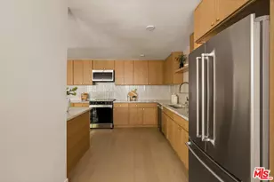 848 N Kings Rd, West Hollywood, CA 90069 - Photo 8