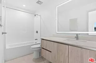 2523 S Orange Dr, Los Angeles, CA 90016 - Photo 30