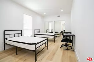 1286 W 35th Pl, Los Angeles, CA 90007 - Photo 10