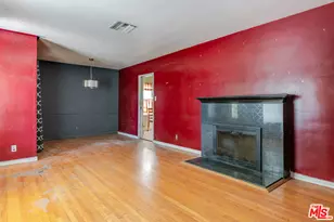 16431 Hamlin St, Lake Balboa, CA 91406 - Photo 4