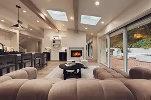 1507 N Bundy Dr, Los Angeles, CA 90049 - Photo 8