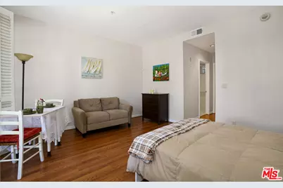 10630 Eastborne Ave #306, Los Angeles, CA 90024 - Photo 30